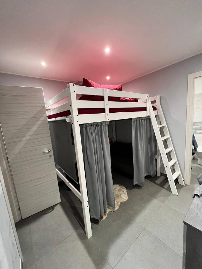 Modern Loft Center Of Turin + Jacuzzi 30M Metro Apartman Collegno Kültér fotó