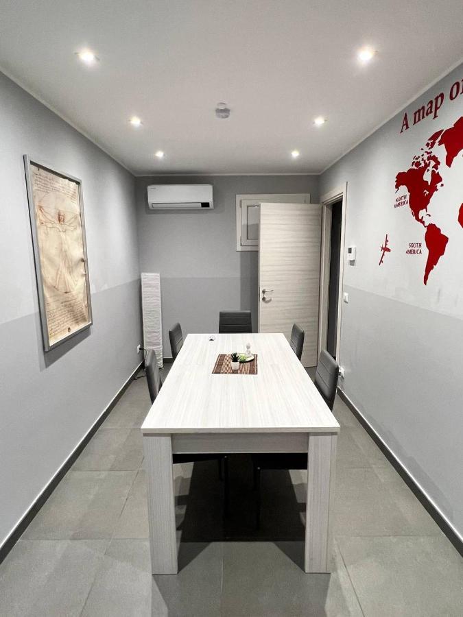 Modern Loft Center Of Turin + Jacuzzi 30M Metro Apartman Collegno Kültér fotó