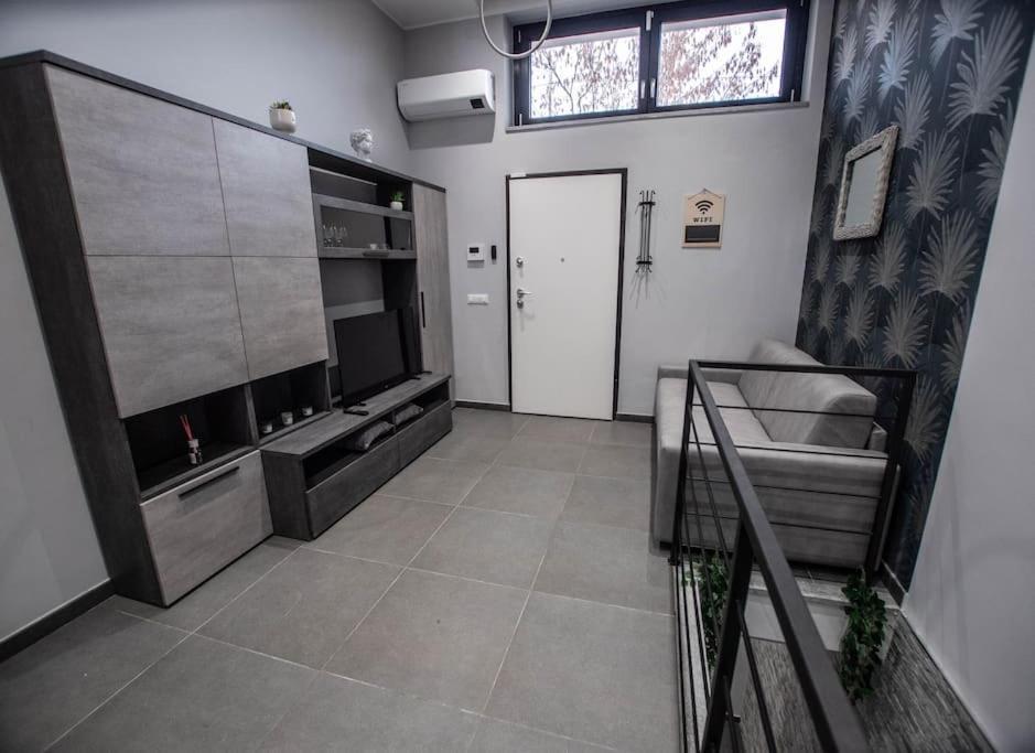 Modern Loft Center Of Turin + Jacuzzi 30M Metro Apartman Collegno Kültér fotó
