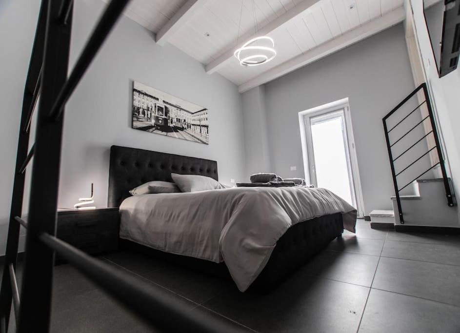 Modern Loft Center Of Turin + Jacuzzi 30M Metro Apartman Collegno Kültér fotó