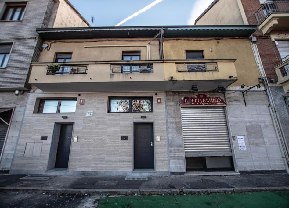 Modern Loft Center Of Turin + Jacuzzi 30M Metro Apartman Collegno Kültér fotó