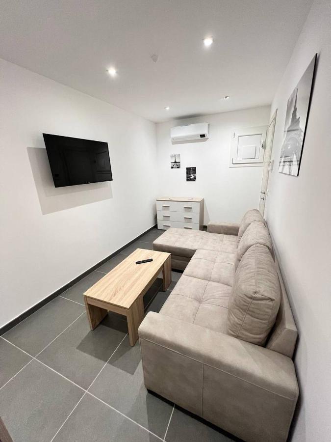 Modern Loft Center Of Turin + Jacuzzi 30M Metro Apartman Collegno Kültér fotó